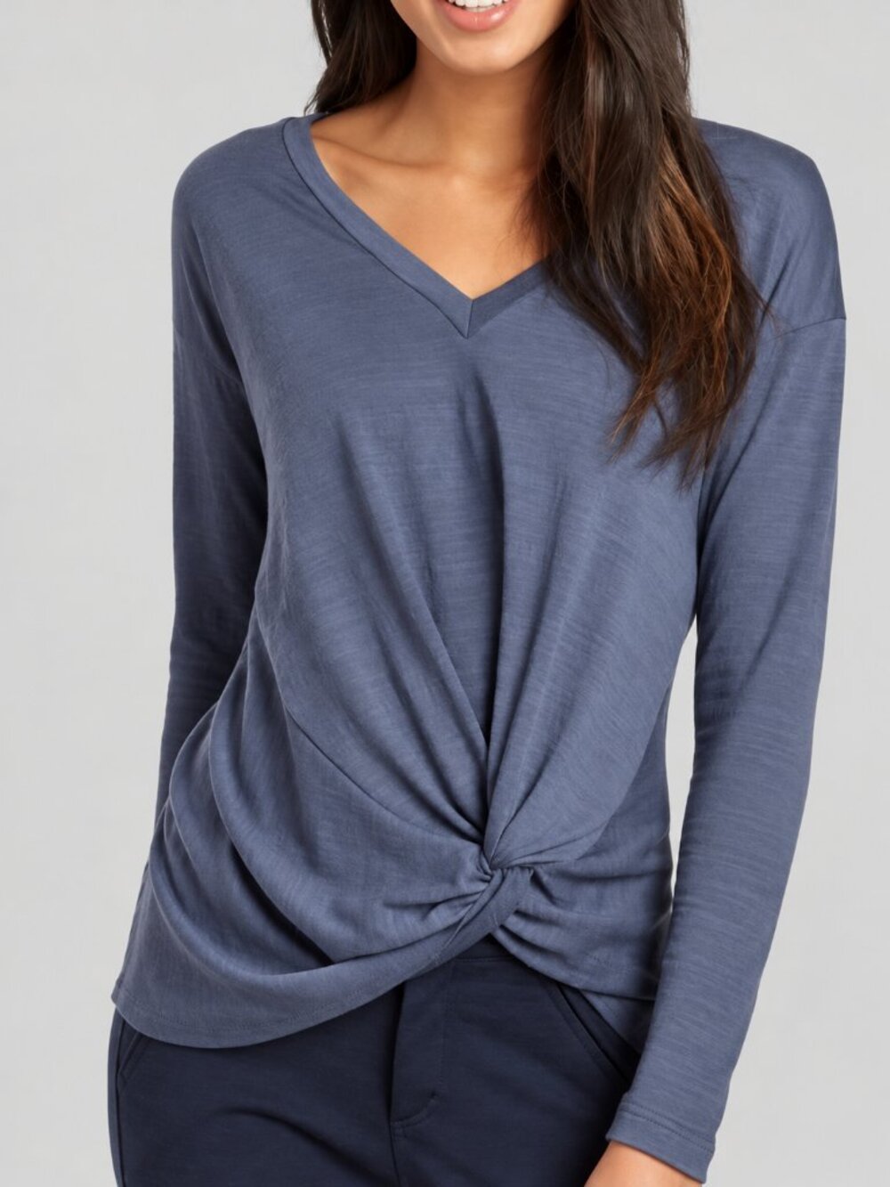 Kuhl NEW Twistee Mystik Blue Front Knot Long Sleeve V-Neck Top Shirt SZ Medium